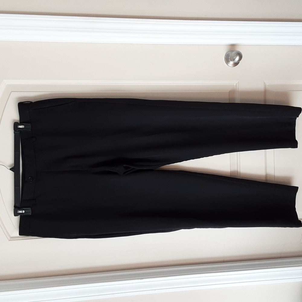  IZOD Golf 40x32 Pants Men's Black Flat Front Classic Fit EUC